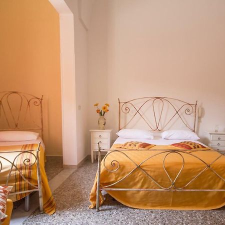 Salentomigliore Casa Vacanze San Pancrazio Salentino Luaran gambar
