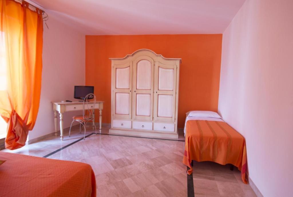 Salentomigliore Casa Vacanze San Pancrazio Salentino Luaran gambar
